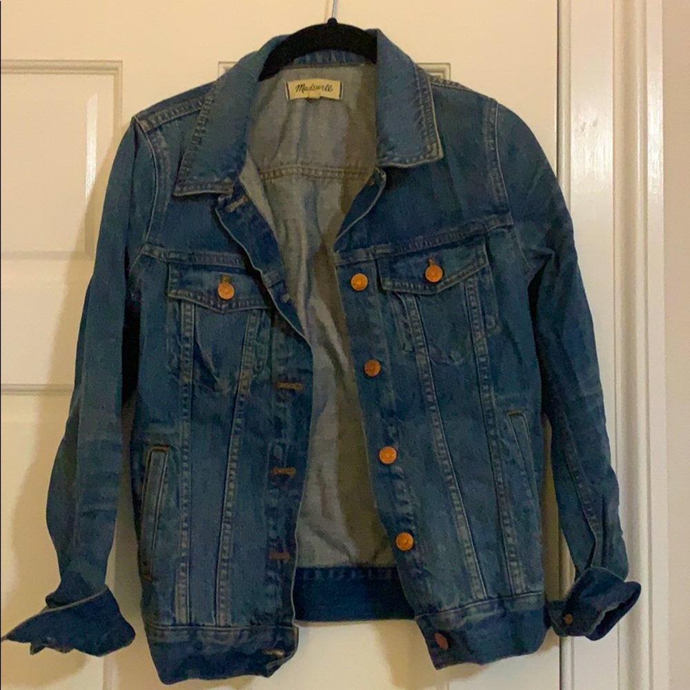 madewell jean jacket size small